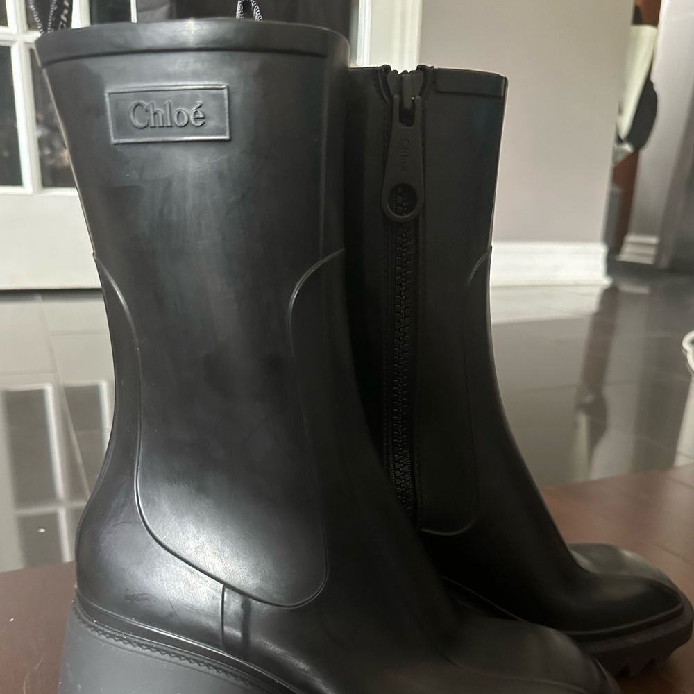Chloe Sleek Black Rain Boots